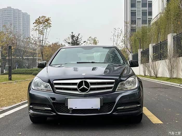 最新拿下13年奔驰c18018t的动力带双电动座椅