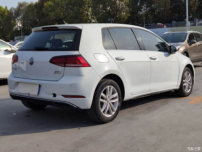 新到一批大众高尔夫自动挡19年上户车况良好单限15年的