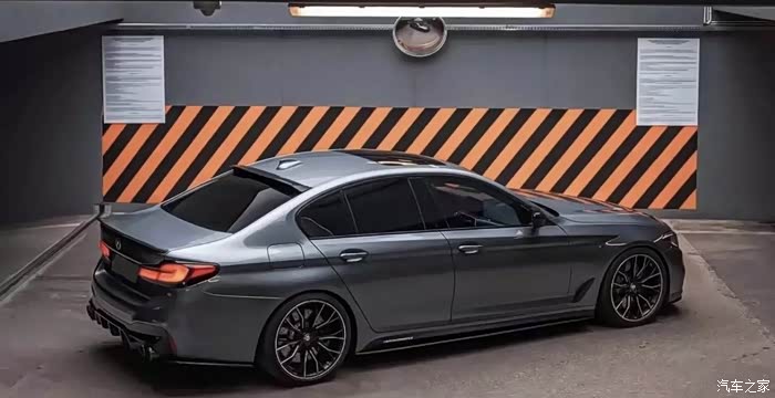 点击:>1|回复:>0宝马5系论坛>宝马550i锻造轮毂20寸5系6系7系>700_360