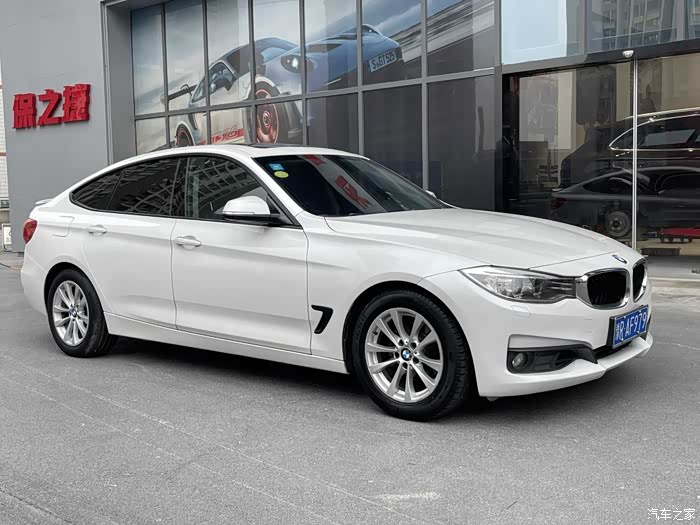 宝马3系gt2014款320i领先型1388