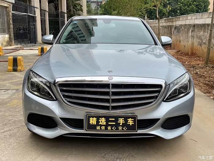 车主实拍16款奔驰c级16年上牌奔驰c180l安全行驶