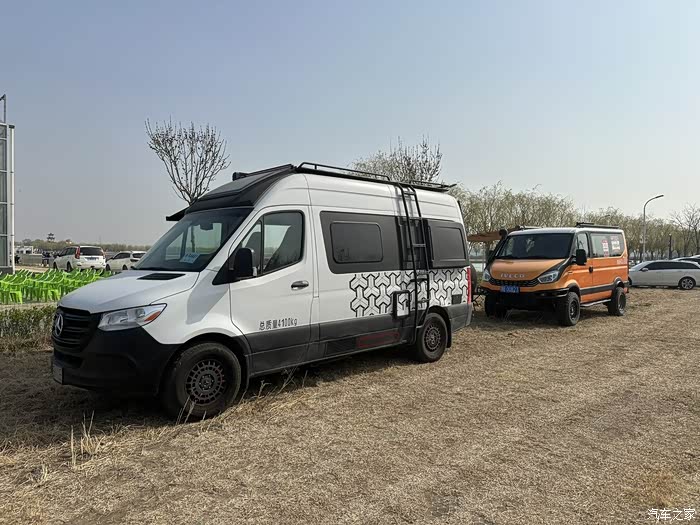 钓鱼专用车辆四驱依维柯绝对是全能选手