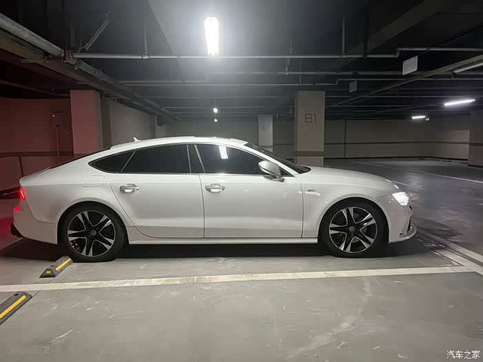 16年17款奥迪a730成都准备出手75000公里