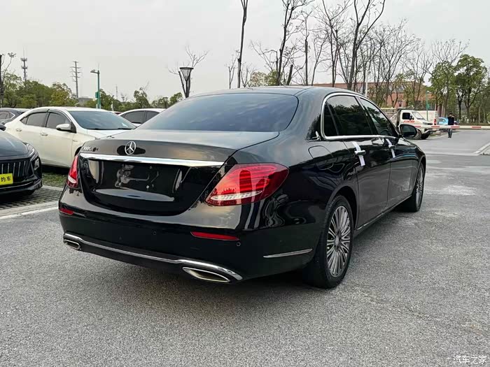 2020年6月奔驰e260l全车原版原漆内饰极品成色0