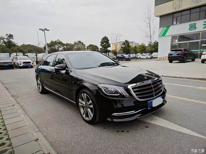 18 款【奔驰 s320l】 一手户 0 出险 查博士