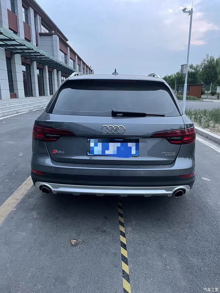 20年上牌,奥迪a4,进口瓦罐旅行车,夸戳四驱,2.0t45