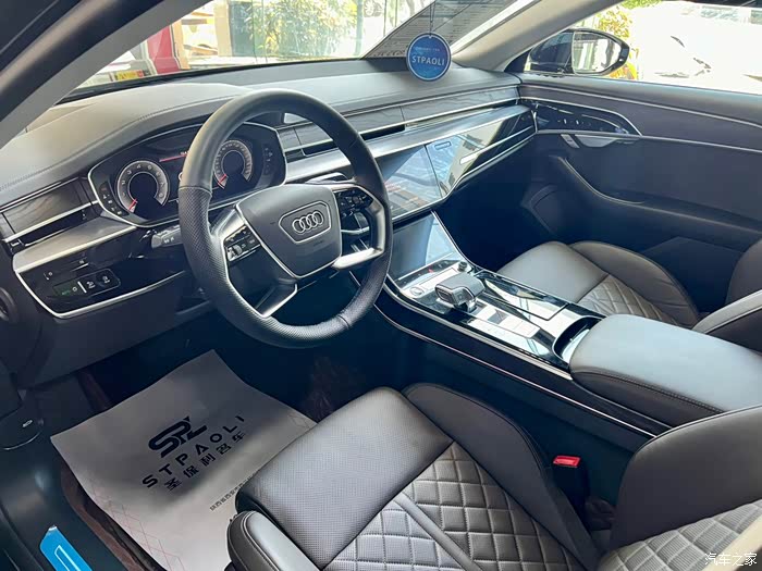 奥迪a82022款a8l50tfsiquattro