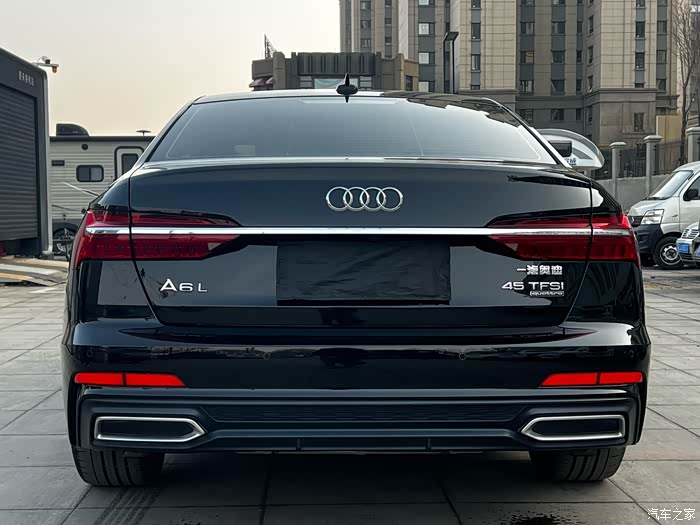奥迪a6l2019款45tfsiquattro臻选动