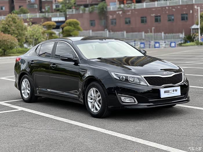 16年起亚k5 过户一次 全年保险 挑战最低价4.68