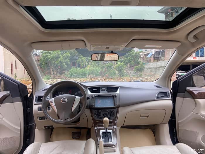 日产轩逸13年11月自动挡16排量天窗电动座椅轮胎刚换