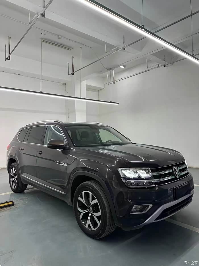 98万 新到18年大众途昂,2.0t,全