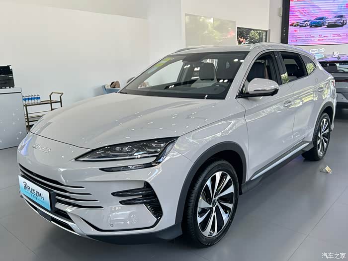 比亚迪宋plusdmi冠军版