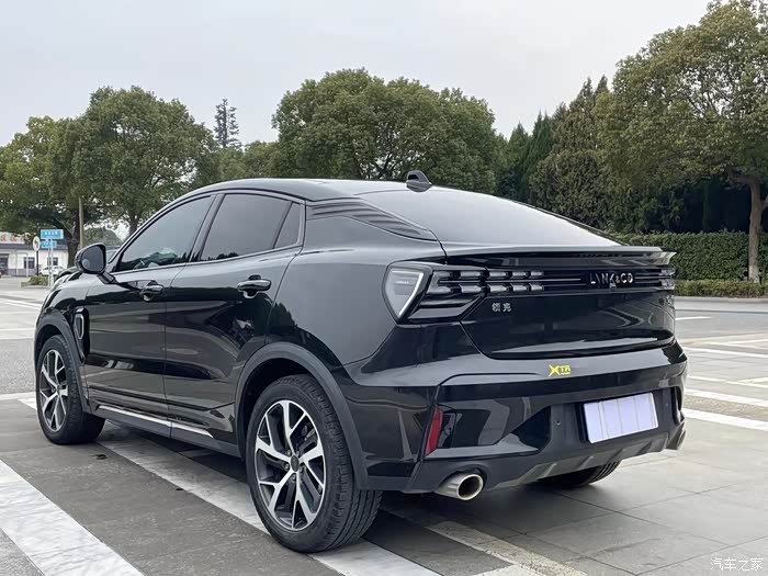 到20年领克0520t劲halo新车上路24万基本配