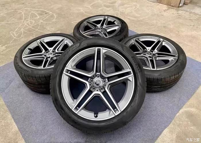 奔驰gls21寸五星轮毂套件极品成色有兴趣的车友来聊聊