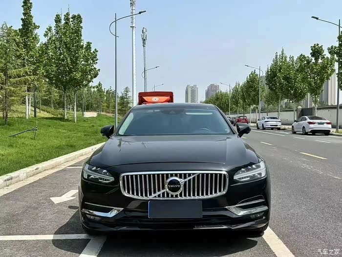 9万 最新到店20款20年沃尔沃s90,2.0t