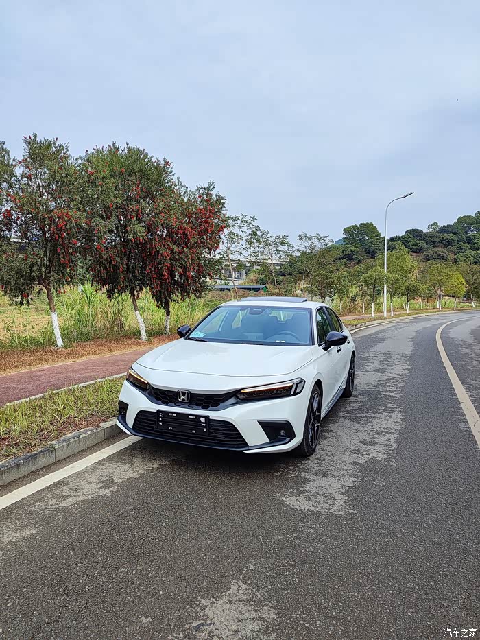 思域手动挡hatchback订车订了6个月还要加价才能早日