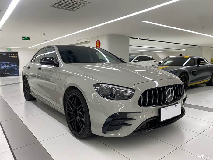 最新拿下出售22年一手奔驰amge5313万公里原版