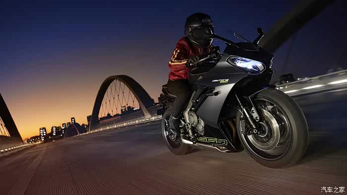 官宣triumphdaytona660三缸仿赛将于3月7日国内发布