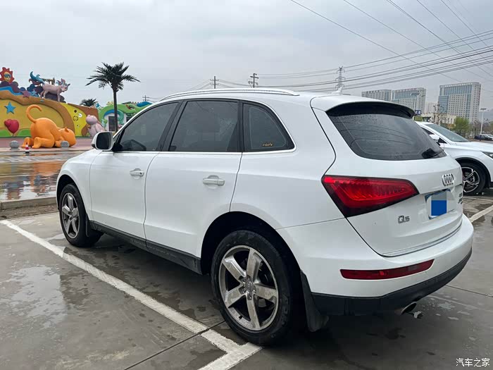 实拍奥迪q52017款手自一体车况好价格划算一手