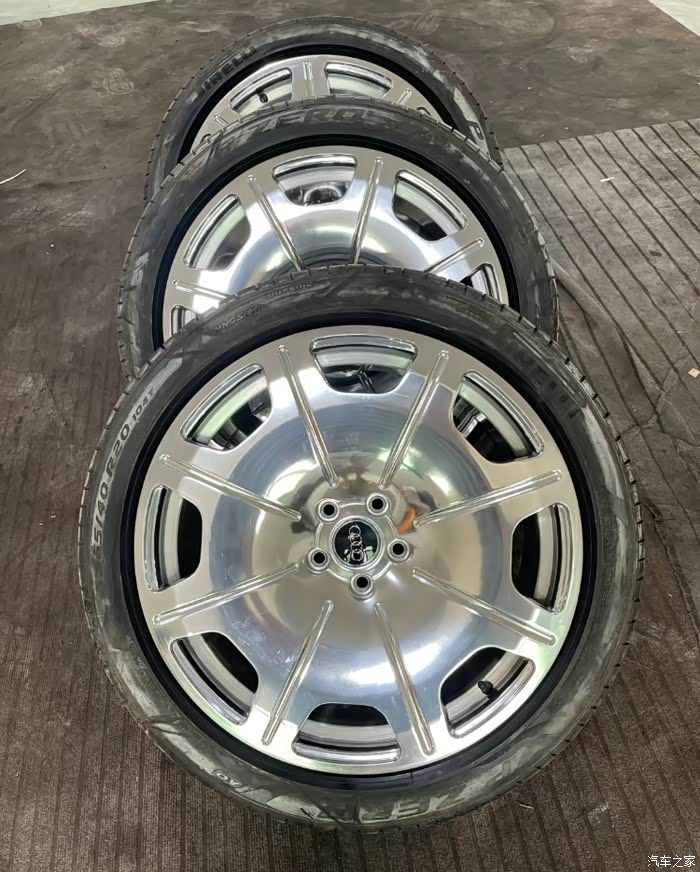 20寸奥迪a8霍希大饼轮毂来啦看上的来