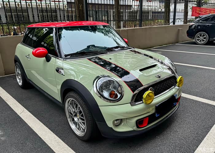 【图】13年8月上牌,r56s,有喜欢的兄弟s我,自己精心保养的爱_mini论坛