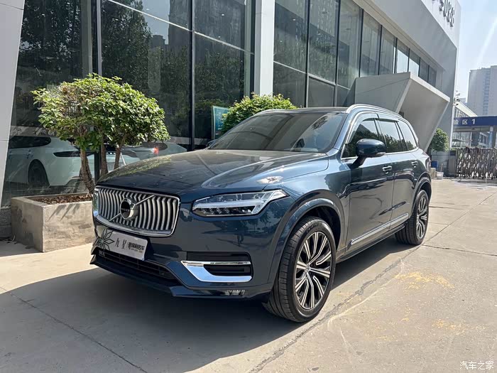 沃尔沃xc902021款b5智行豪华版7座