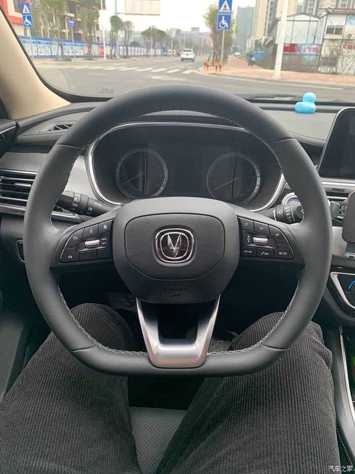 最新到店21年长安锐程cc15t自波天窗高配蓝鲸动力