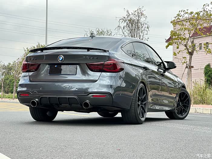 出售宝马3系gt20款330i运动耀夜版2020年