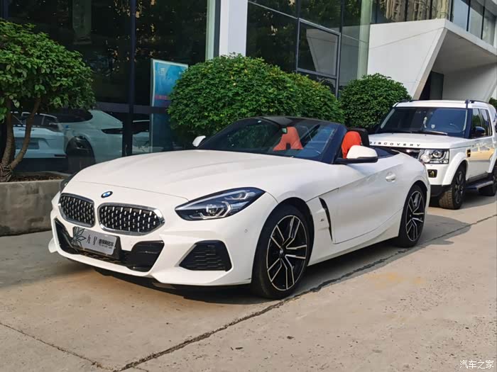 最新到店: 23年 宝马z4 sdrive 25i m运动套