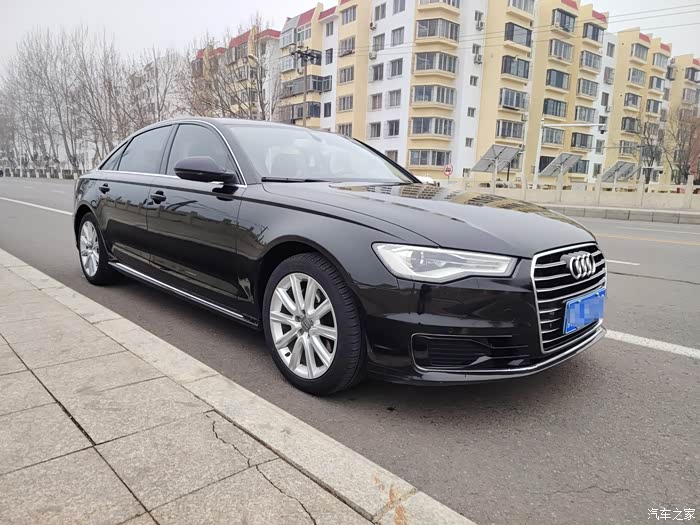 2016年奥迪a6l改款黑灯18t省油功率大不烧机油