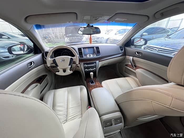 11年银色天籁公爵25六缸vq25发动机百分之90原