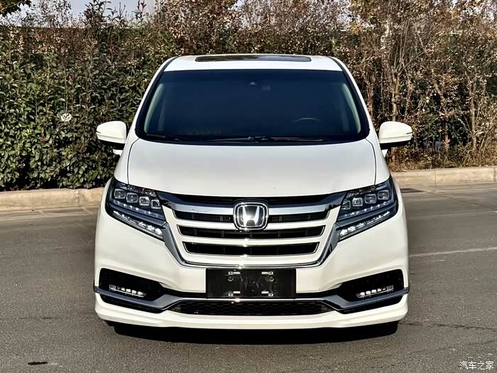 出台2020年11月本田艾力绅 2.0l混动豪华版,原版原漆