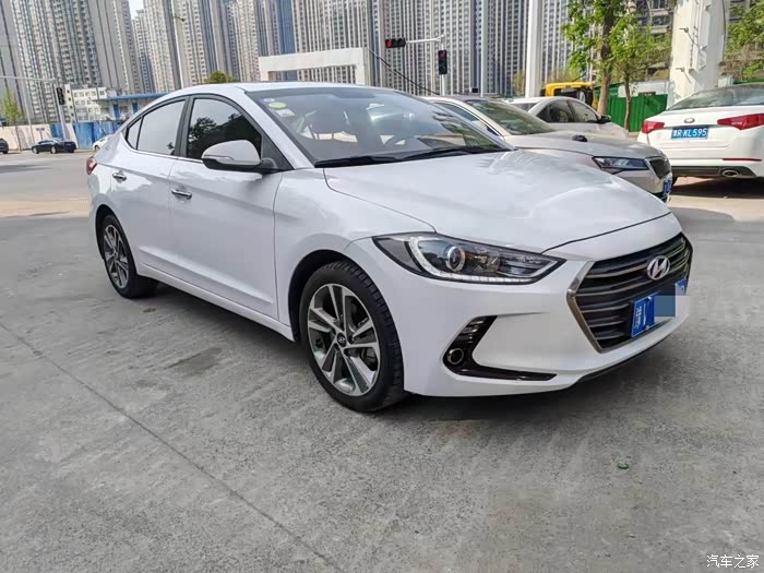 18年差几天现代领动16自动挡带天窗原版2万多公里