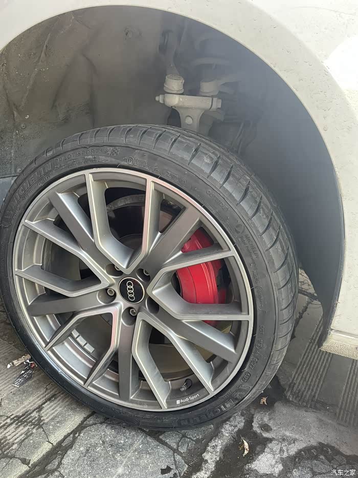 【图】18款奥迪a4l更换米其林255/35zr19_轮胎论坛_汽车之家论坛