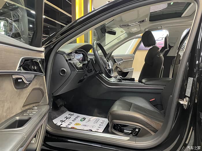 20年四最顶配奥迪a8l