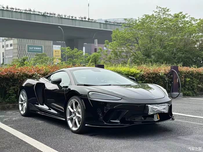 21年迈凯伦gt原版原漆全黑