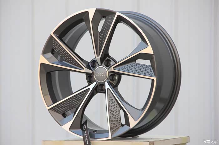 【图】奥迪龙鳞刀锋轮毂_奥迪a7论坛_汽车之家论坛