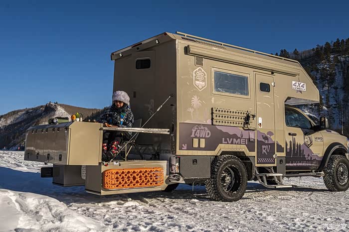 22933日北京房车展旅美房车