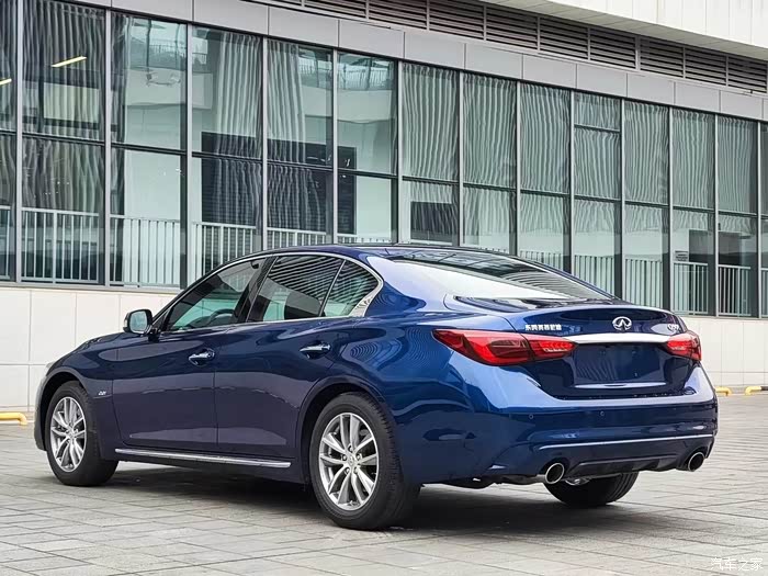 最新到店:2021年上户英菲尼迪q50l,全车原版,少量补漆