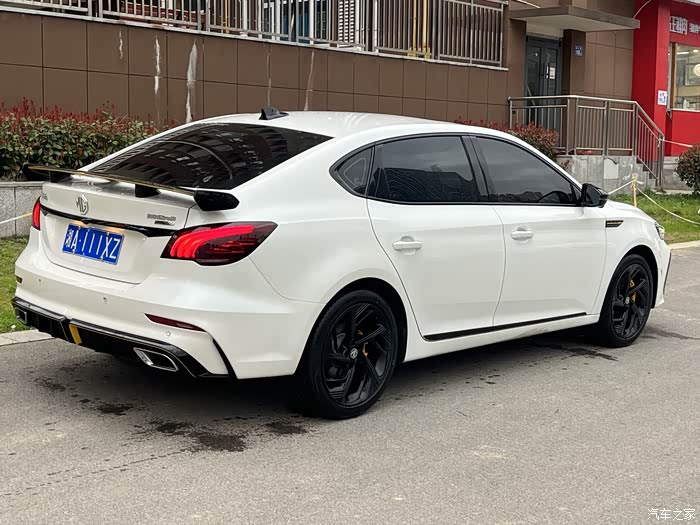 名爵62021款mg6pro15t自动troph