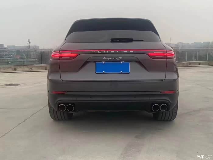 19年保时捷卡宴s原版原漆带车衣4万公里440p马力