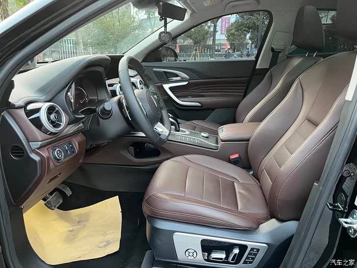 新到店2021年上牌魏派vv720t旗舰版一手车2万多