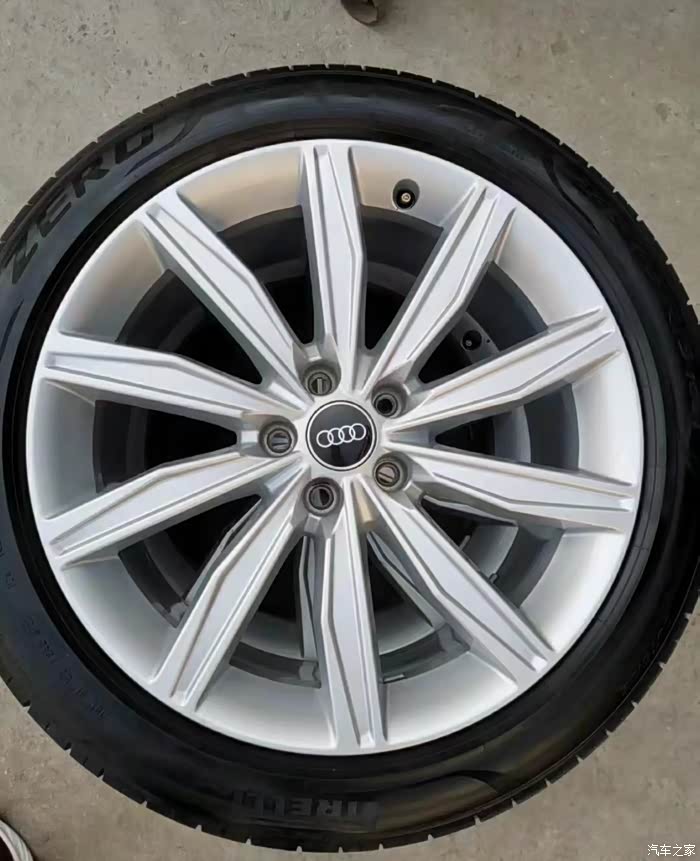 19寸奥迪a6轮毂轮胎感兴趣的看过来