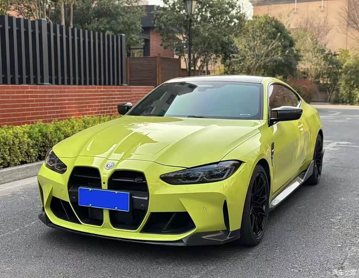 22年宝马m4四驱雷霆个人一手车行驶26万公里原版原