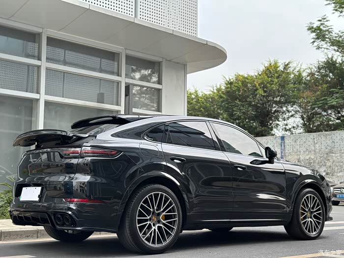 深圳那个一台卡宴coupe