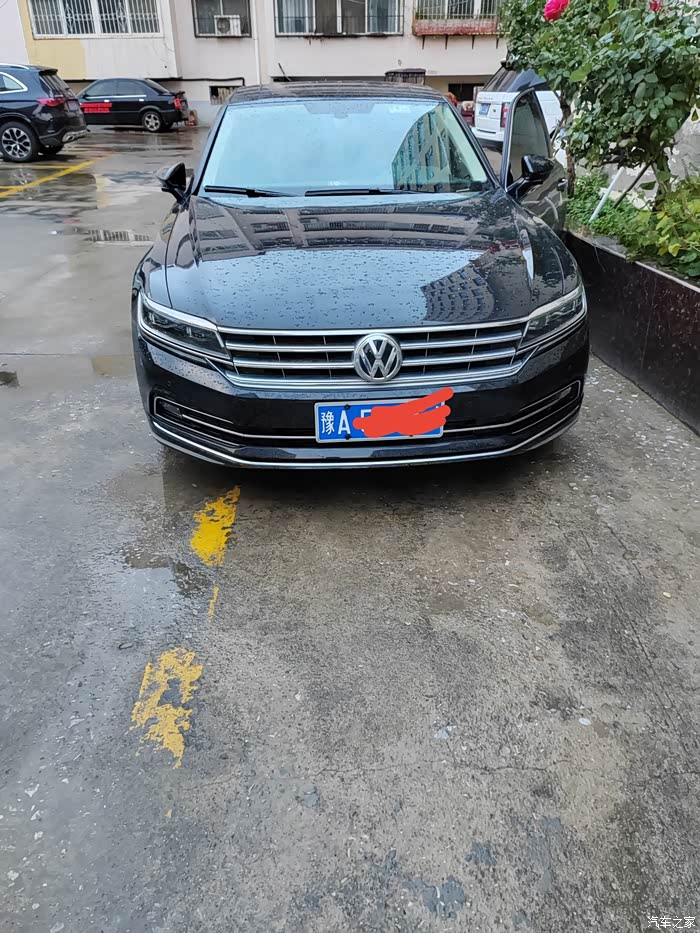 辉昂2019款商务版2021年6月一号上牌目前行驶不到3万