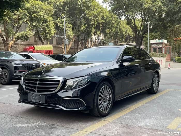 新到18年奔驰e300l全款26xx首付36800提车