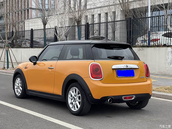 16年一手宝马minif56cooper15t高配绝版