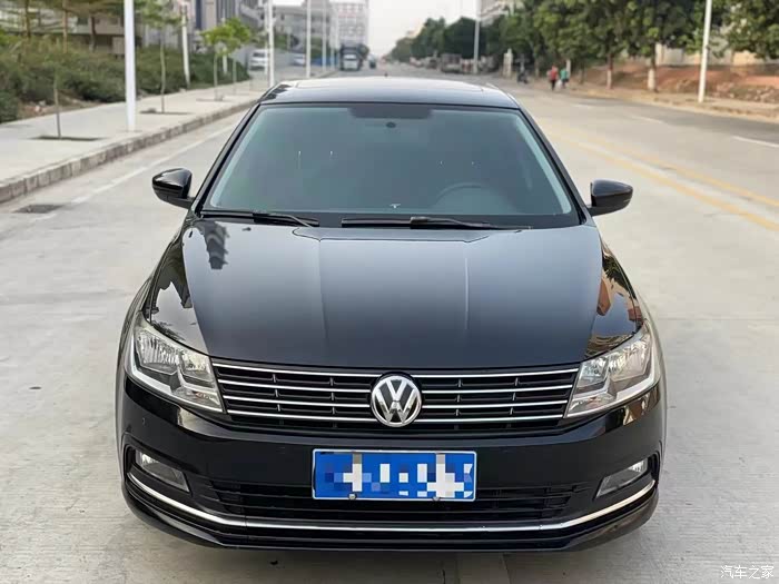 最新到店2018年大众朗逸16自动高配带天窗车况精品实