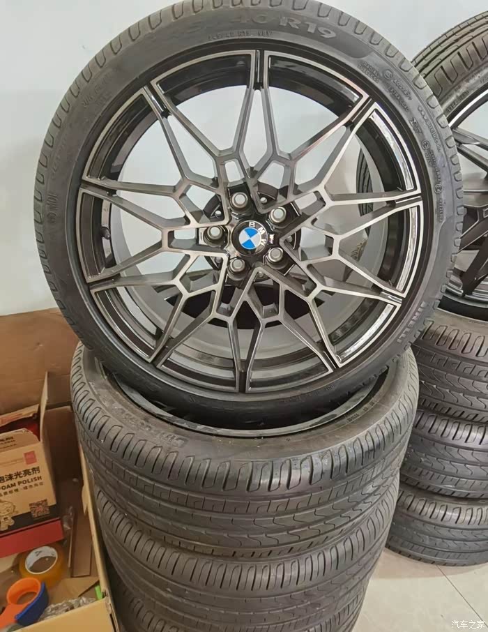 19寸宝马m3m2轮毂轮胎精品套件喜欢的可以来
